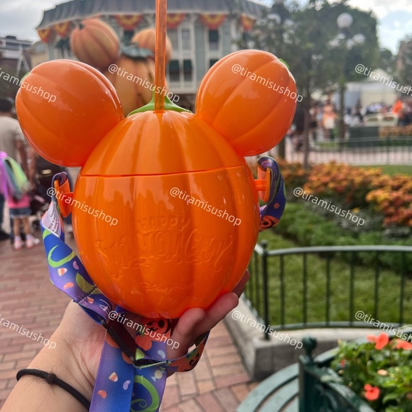 Disney Parks Mickey Jack-O-Lantern Sipper with lanyard 2024-Halloween Disneyland - Picture 2 of 3